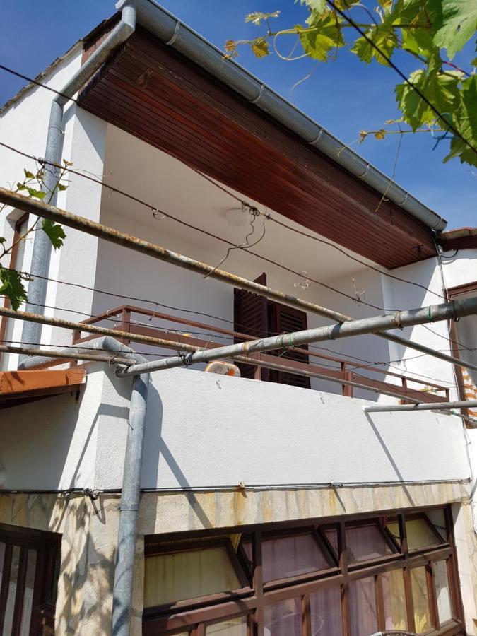 Apartmani Rosanda 2 Petrcane Exterior photo